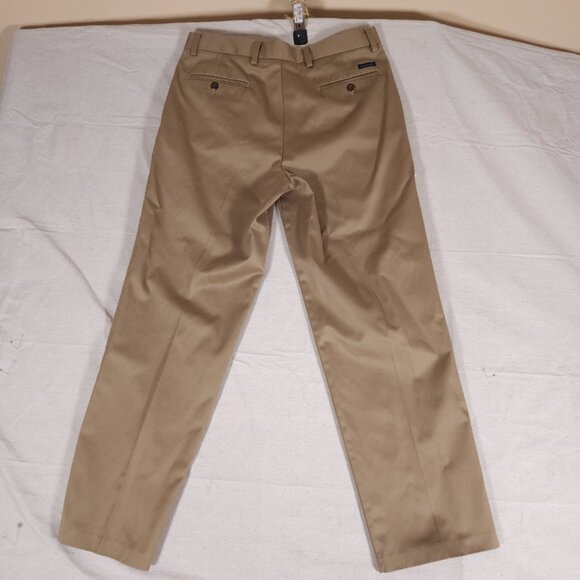 Dockers Classic Fit Signature Khaki Pants Mens 34 x 32 Comfort Pleated - Picture 9 of 15